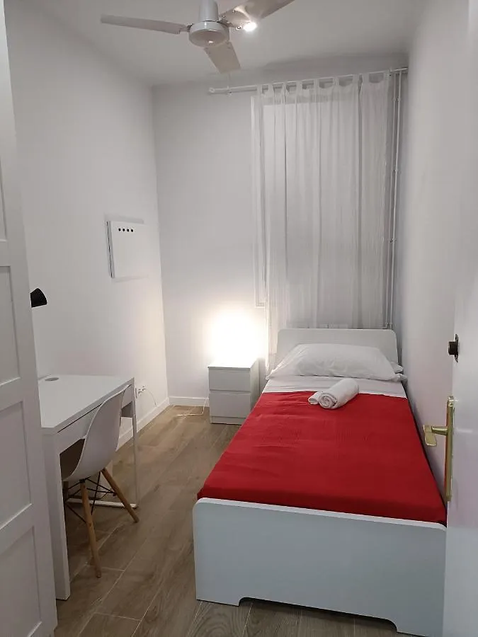 Sant Jordi Pisos - Dos De Maig Apartment Barcelona 0*,