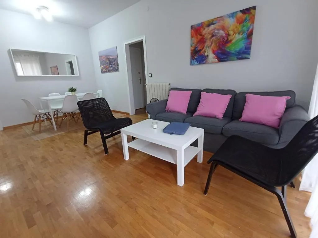 Sant Jordi Pisos - Dos De Maig Apartment Barcelona